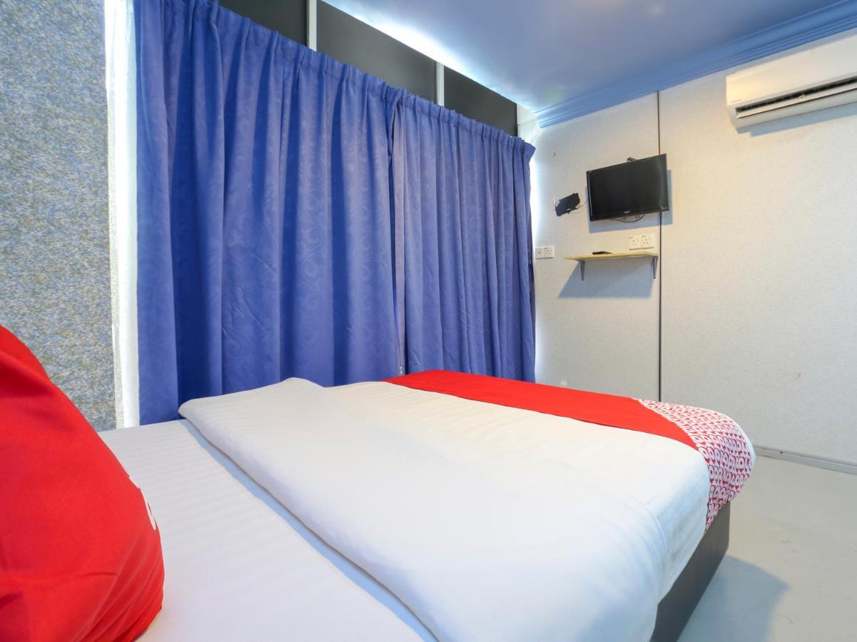 Oyo 90126 Pen U Cottages Dungun Bagian luar foto