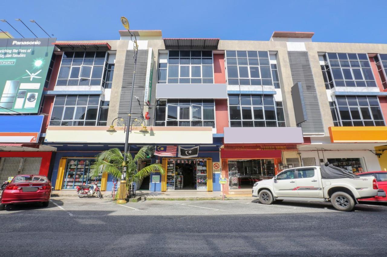 Oyo 90126 Pen U Cottages Dungun Bagian luar foto