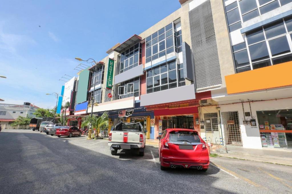 Oyo 90126 Pen U Cottages Dungun Bagian luar foto